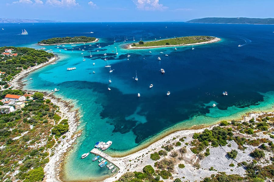 Blue Lagoon Tour From Split – 3 Islands Tour From Split