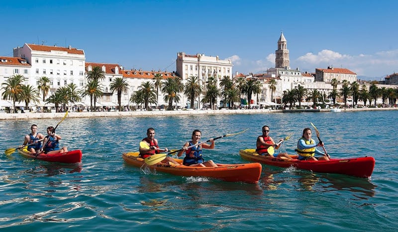 split-sea-kayak-tour